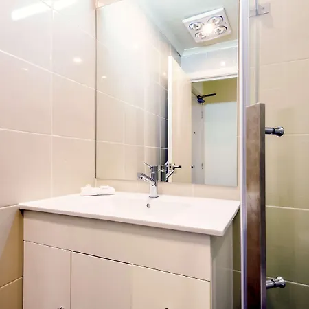 Ibis Styles Kingsgate Hotel Melbourne Exterior photo