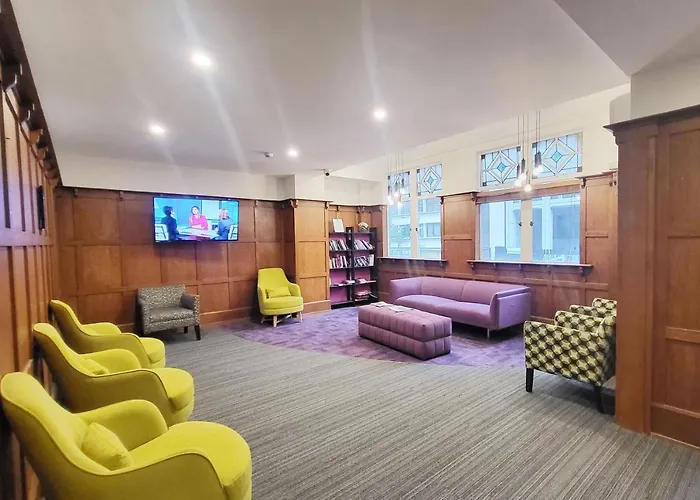 Ibis Styles Kingsgate Hotel